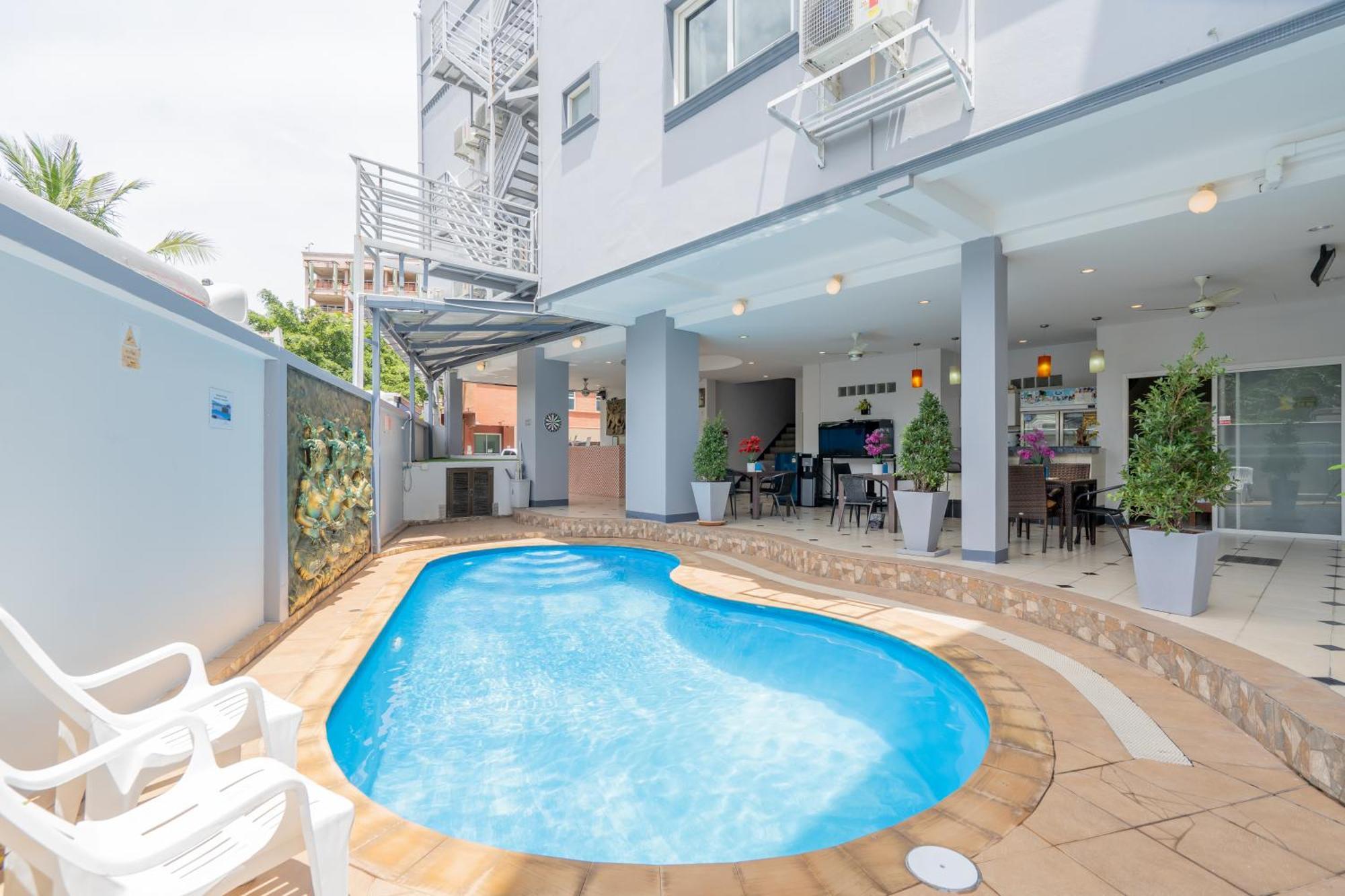 Square One Hotel Patong Exteriör bild