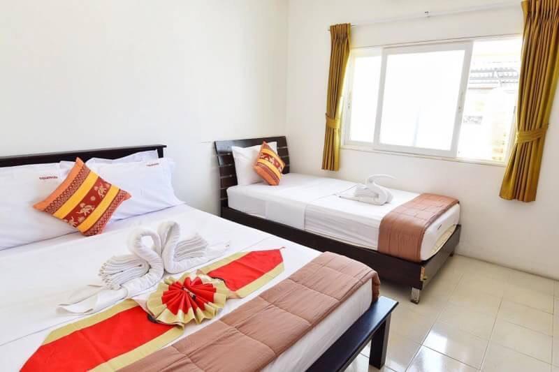 Square One Hotel Patong Exteriör bild